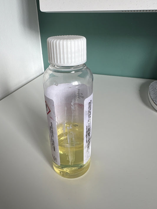 FW Frosted Rose Wonderland Fragrance 100ml Oil USED