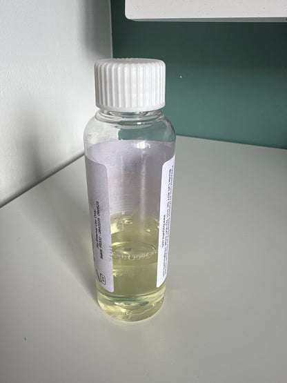 FW White Musk & Golden Maple Fragrance 100ml Oil USED